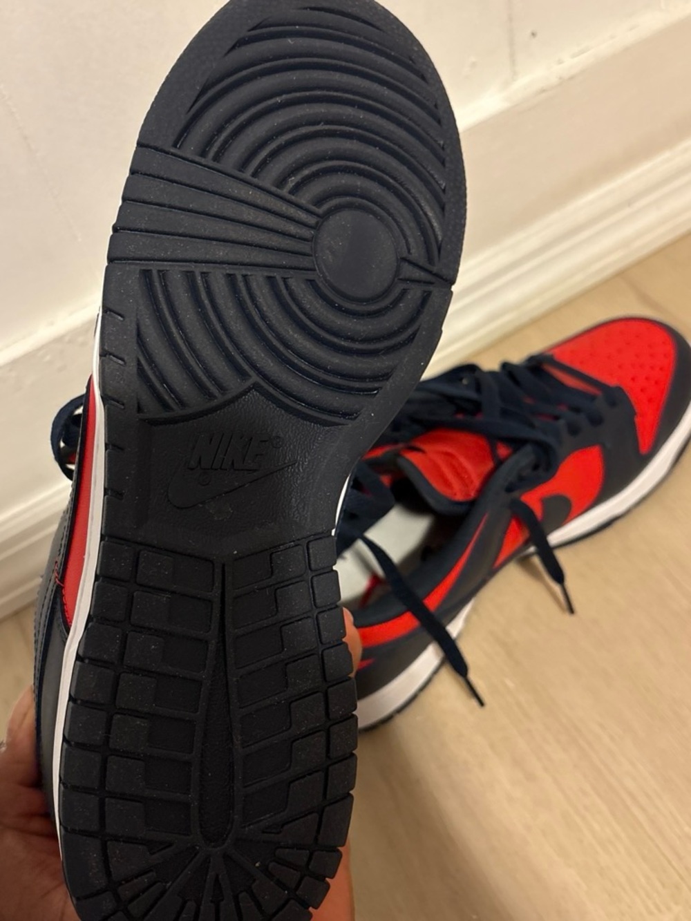 Nike Men’s Red & Black Low-Top Sneakers with Navy Laces